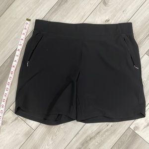 Tulip Hem Calia Shorts 